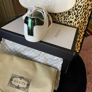 Gucci Acebee classic Sneakers size 38 (women’s size)
